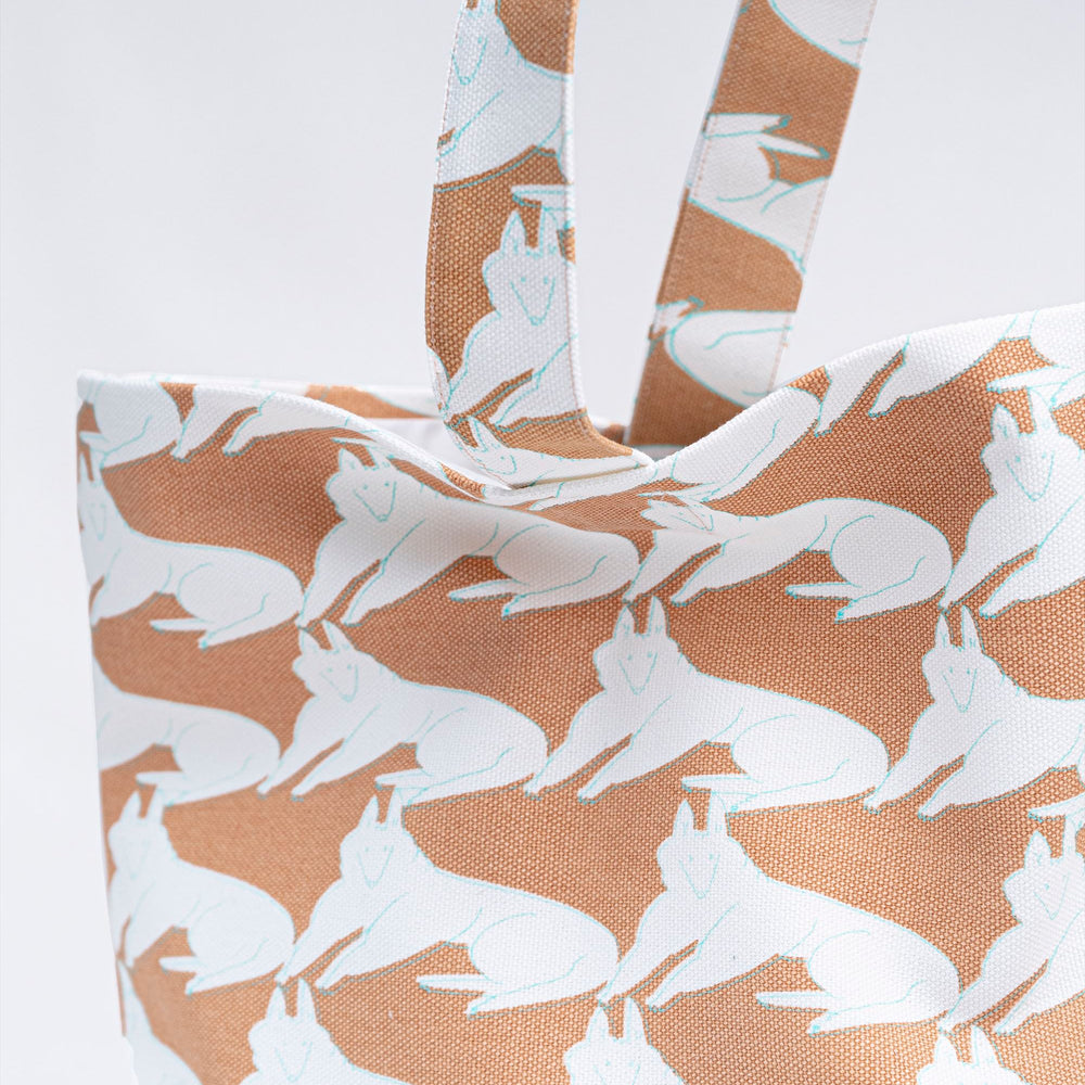 
                  
                    tosaminosa Custom Motif Tote Bag Brown
                  
                
